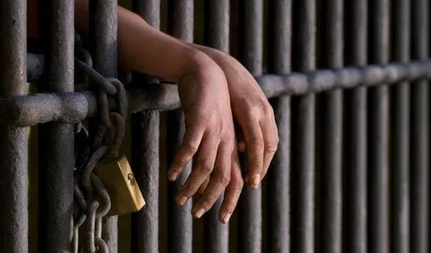 Cidadão nigeriano prefere cumprir um ano de prisão a devolver cerca de 900 milhões de kwanzas recebidos por engano
