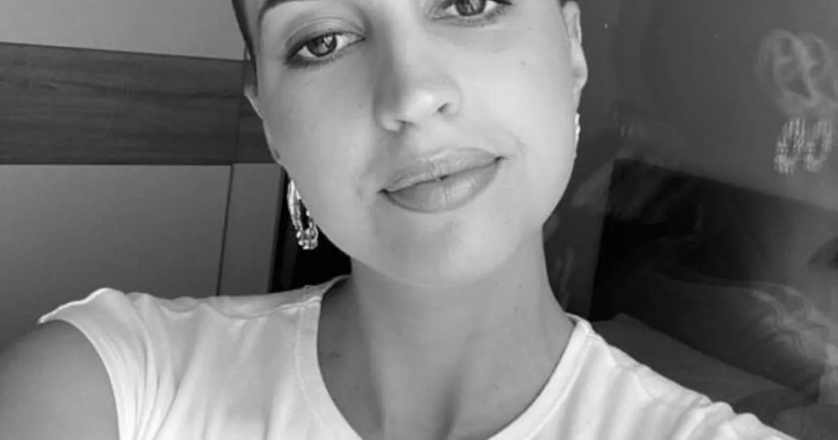 Morreu Ângela Pereira, a jovem que gerou comoção internacional pela força enquanto lutava contra doença grave