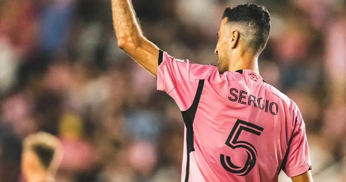 Sergio Busquets anuncia aposentadoria após duas décadas de carreira no futebol