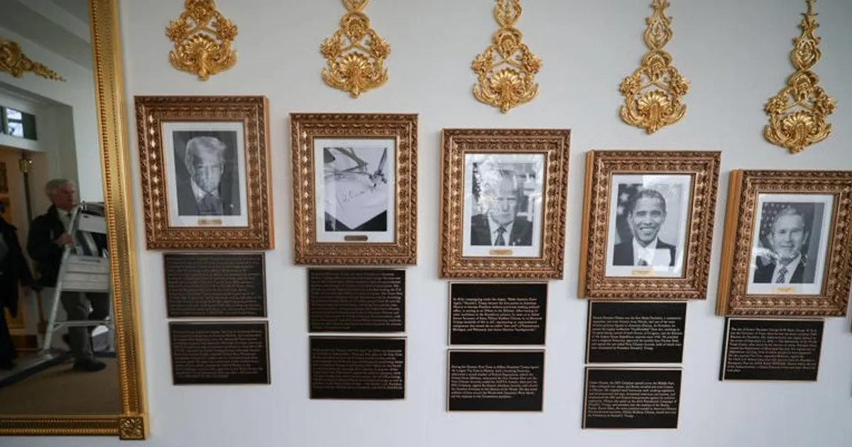 Donald Trump instala placas com críticas sob retratos de ex-presidentes na Casa Branca e descreve Joe Biden como “o pior da história dos Estados Unidos”