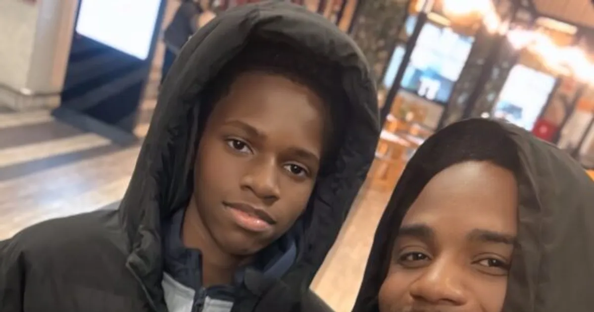 Léo Príncipe vive momento de cumplicidade e orgulho ao lado do filho