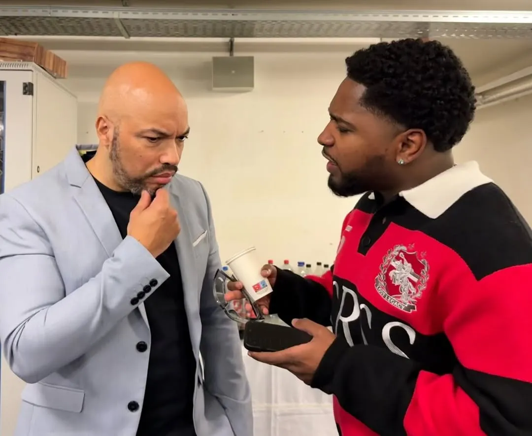 Johnny Ramos destaca profissionalismo e talento de Lisandro Cuxi em encontro nos bastidores: “Maior Talento”