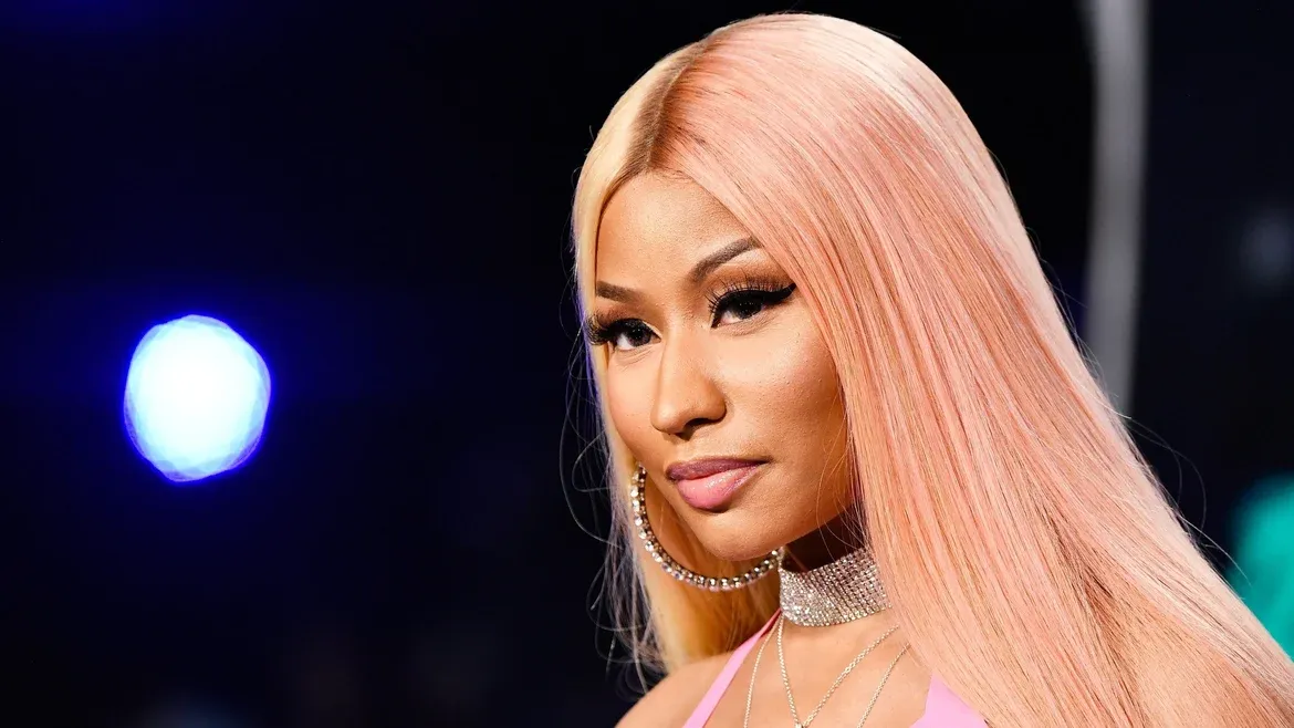 Após virar alvo de piadas no Grammy, Nicki Minaj faz acusações graves contra a indústria musical norte-americana