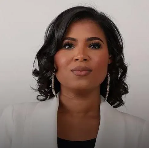 Laurinda Macedo partilha os primeiros passos da sua trajectória profissional