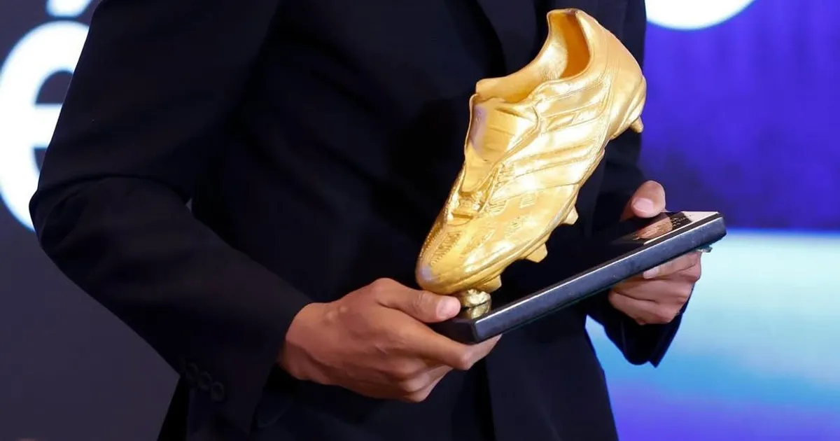 Kylian Mbappé faz história e conquista a Chuteira de Ouro 2024/25