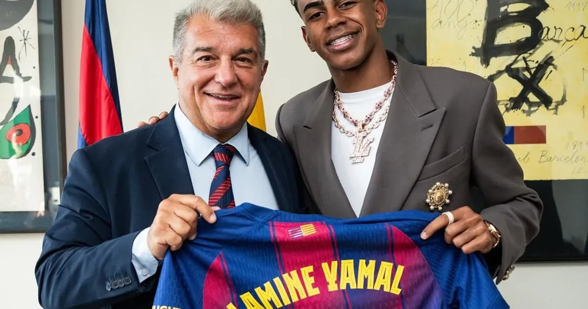 Lamine Yamal quebra recorde de Leonel Messi e Neymar no primeiro dia de venda da camisola 10