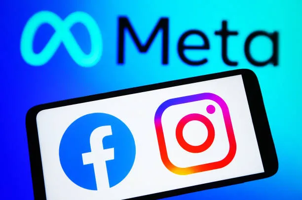 Facebook e Instagram registam anomalia global e deixam utilizadores sem acesso às contas