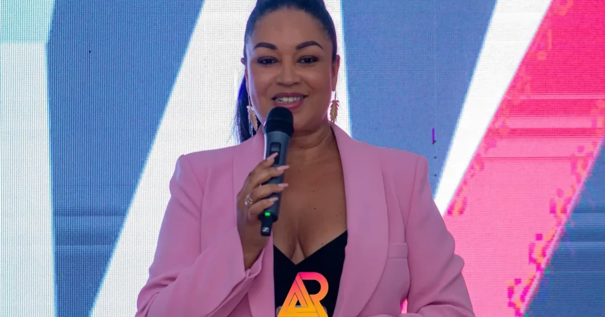 Karina Barbosa faz balanço positivo de 2025 e destaca: “Que o novo ano traga novas oportunidades”