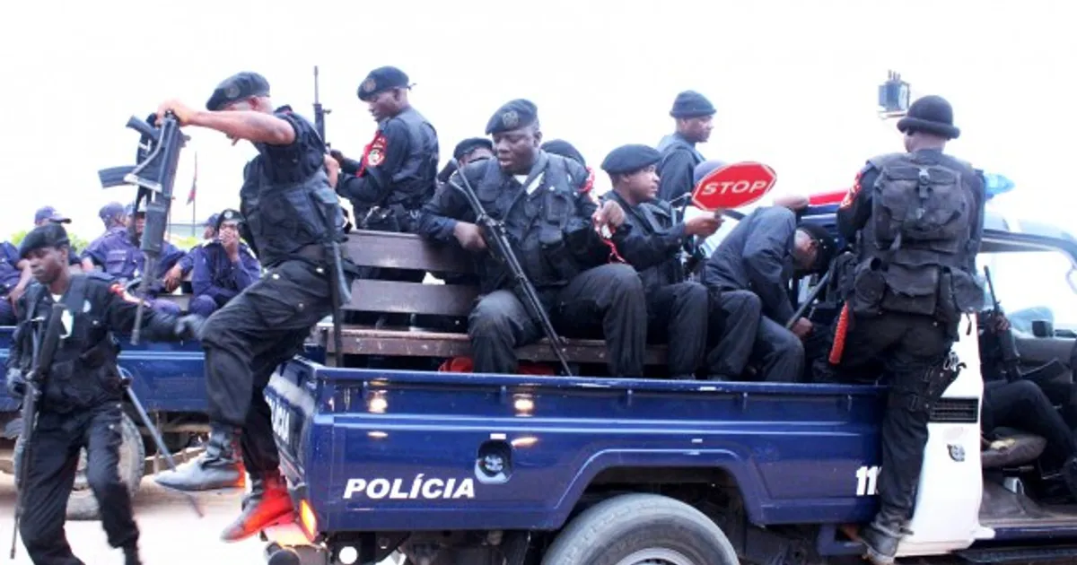 Polícia deteve mais de 100 pessoas implicadas em atos de vandalismo em Luanda