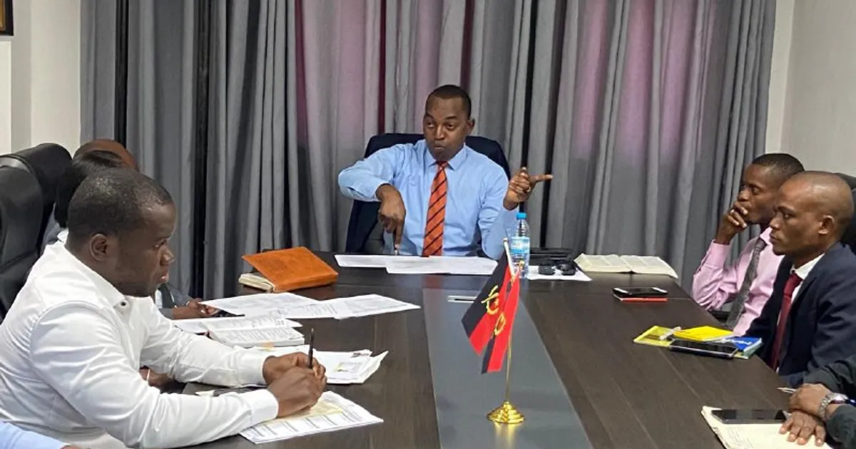 Comissão organizadora da Cimeira da Juventude Africana analisa aspectos organizativos em Luanda