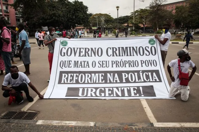 Cafunfo: Comandante da 1ª Esquadra da Polícia de Bala Bala em acusado matar a tiro jovem de 20 anos