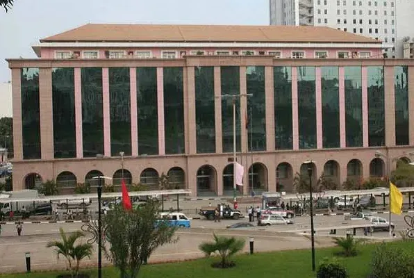 Novas regras na contratação pública em Angola podem levar ao bloqueio de despesas orçamentais