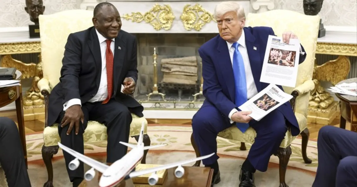 Trump confronta Ramaphosa na Sala Oval com vídeos sobre "genocídio" de agricultores brancos