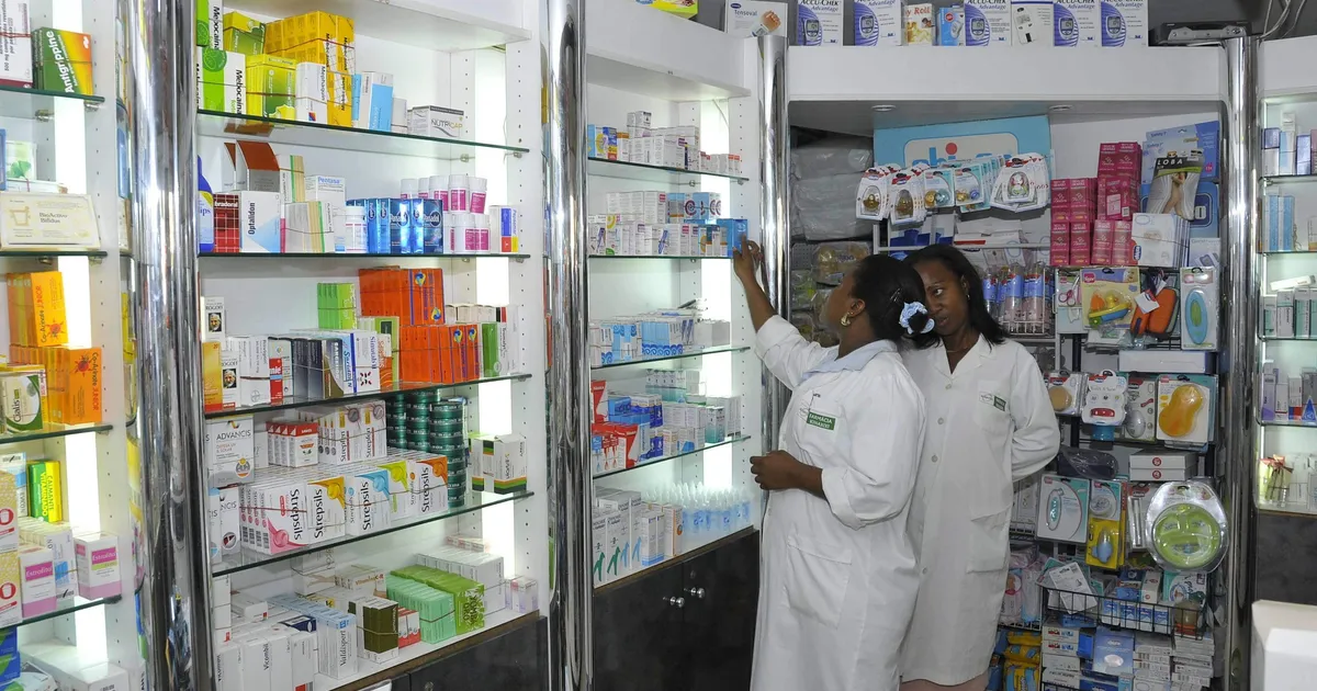 Agência de medicamentos denuncia existência de farmácias ilegais no Huambo