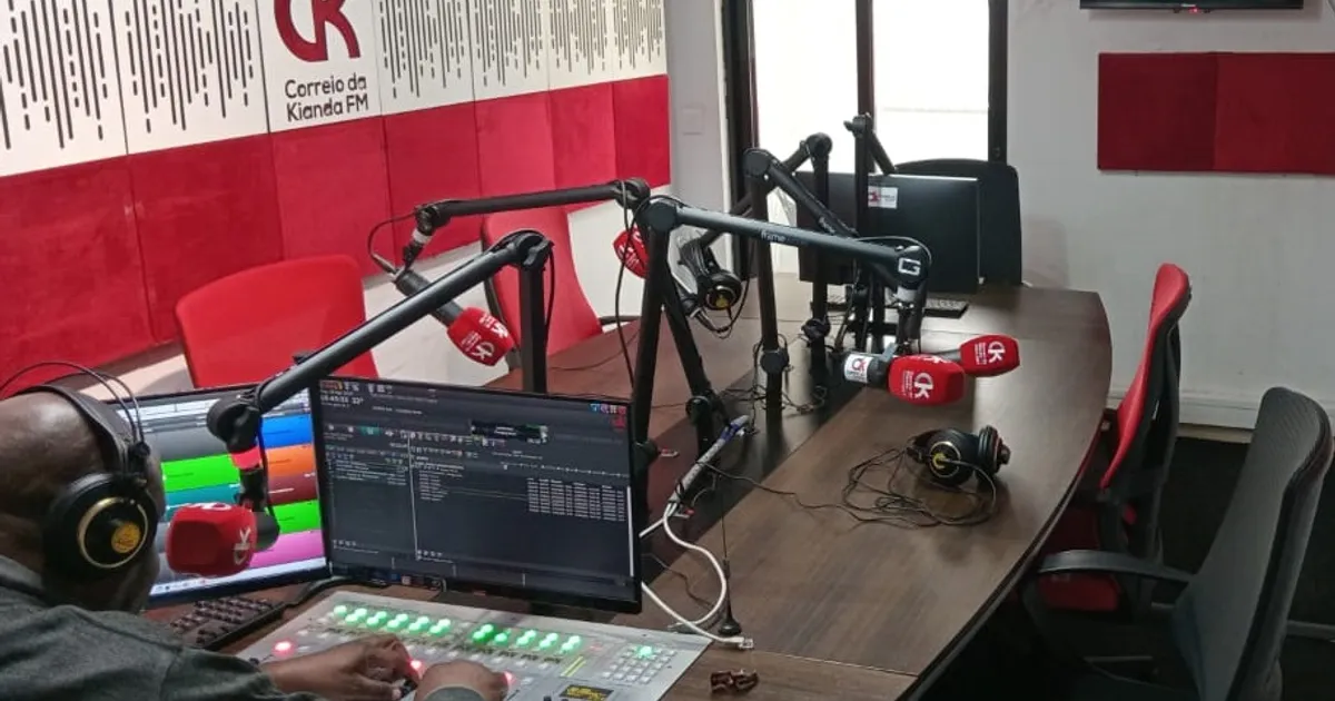 Programa Ligação Jovem da Rádio Correio da Kianda oferece 60 bolsas para cursos profissionais