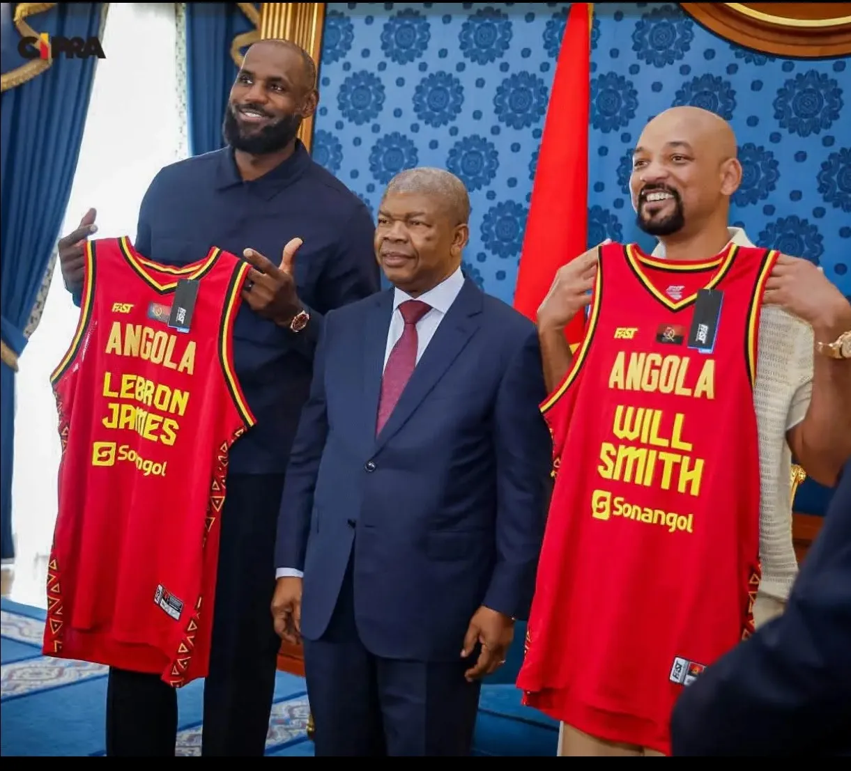 LeBron James e Will Smith levam estrelas de Hollywood e NBA ao Palácio angolano