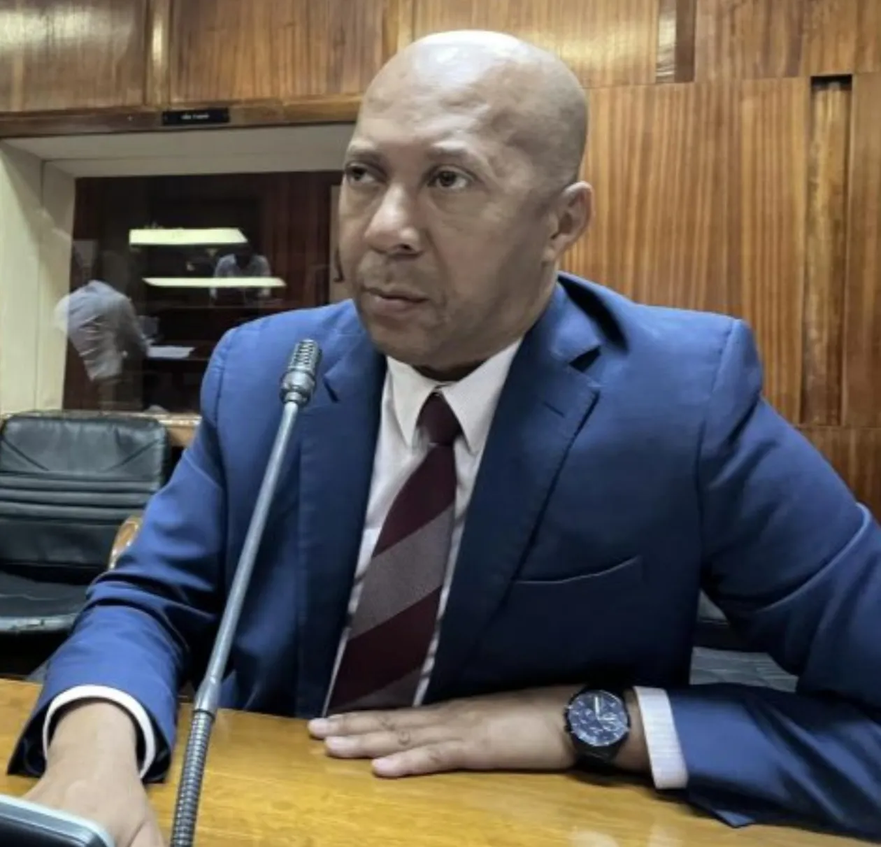 Debate eleitoral sobre reforma das leis e promoção de 27.334 professores marcam a agenda em Angola