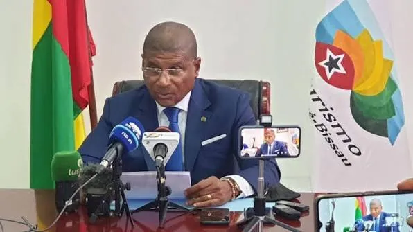 Conselho de Transição da Guiné-Bissau “congela relações políticas” com Cabo-Verde