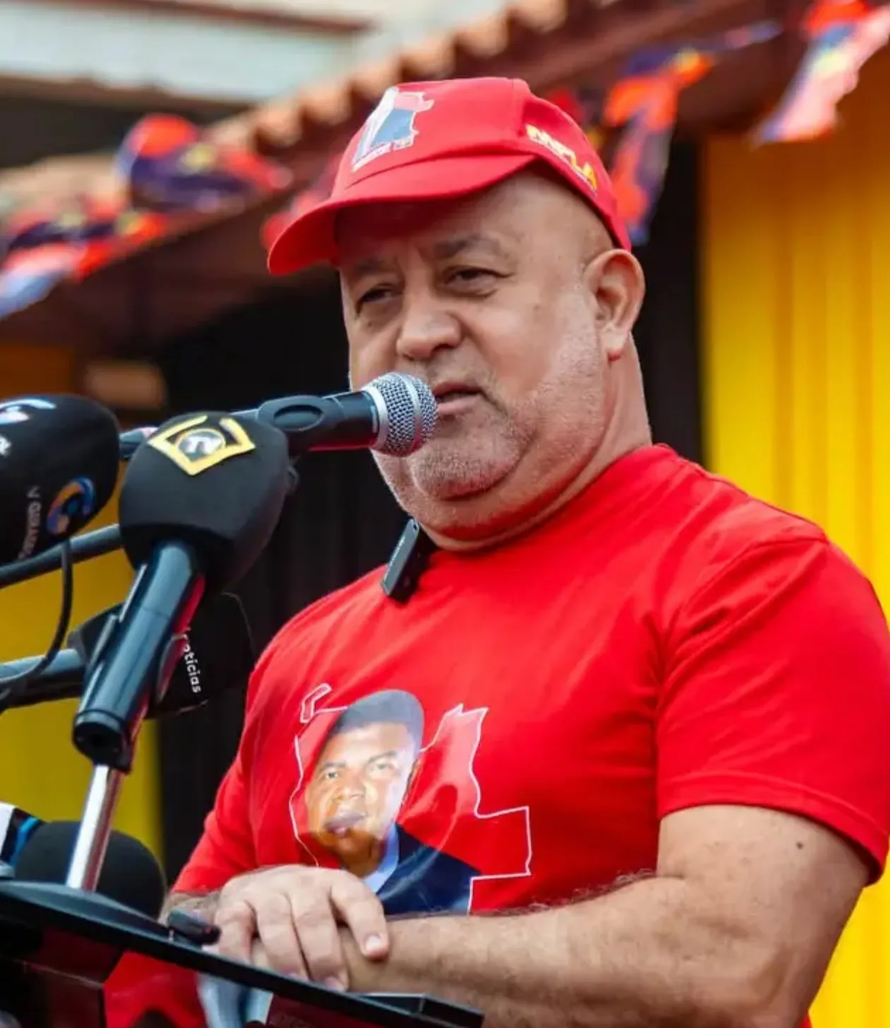 Luís Nunes exige compromisso aos novos dirigentes do MPLA em Luanda
