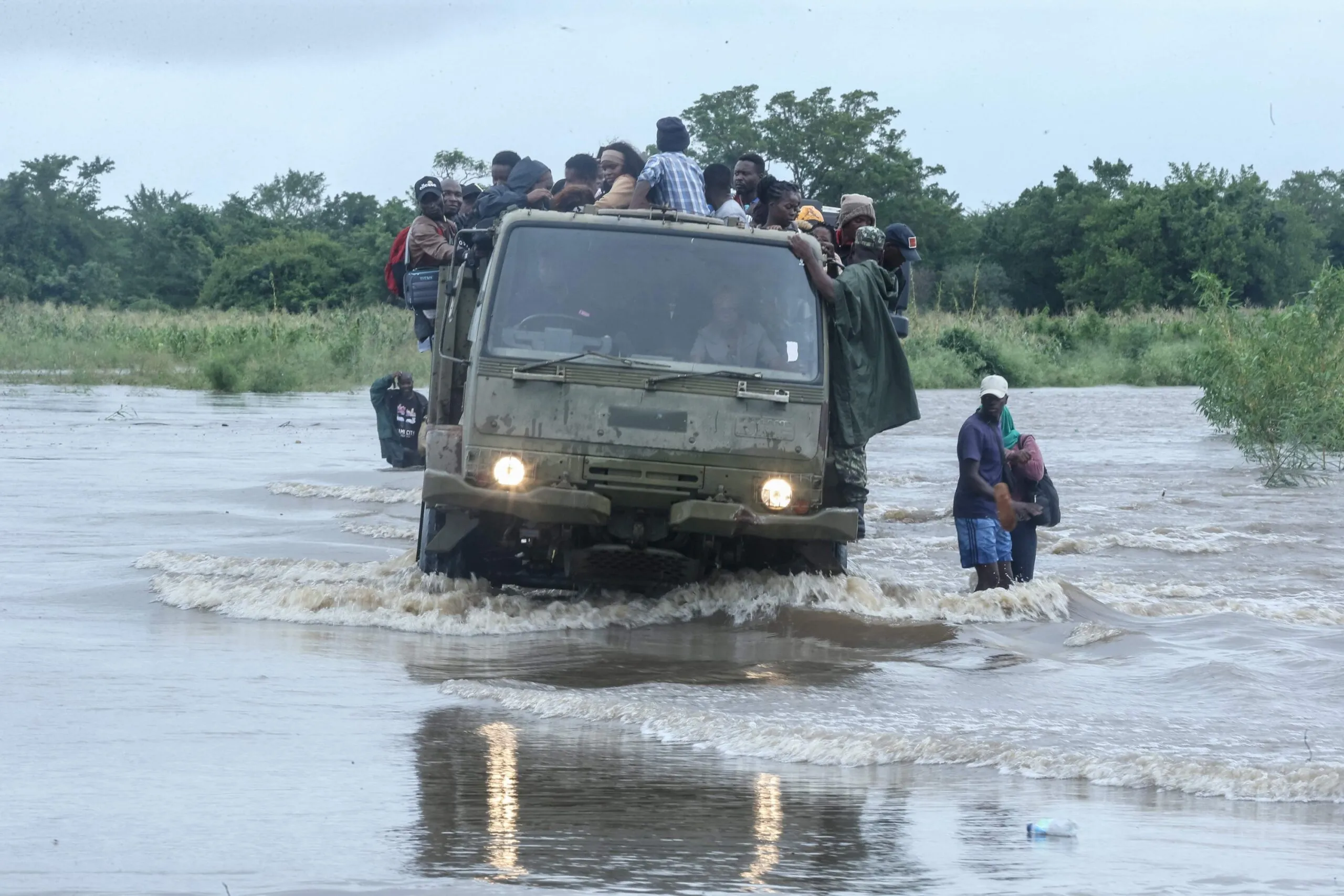 Sobe para 257 número de mortos em Moçambique devido as cheias
