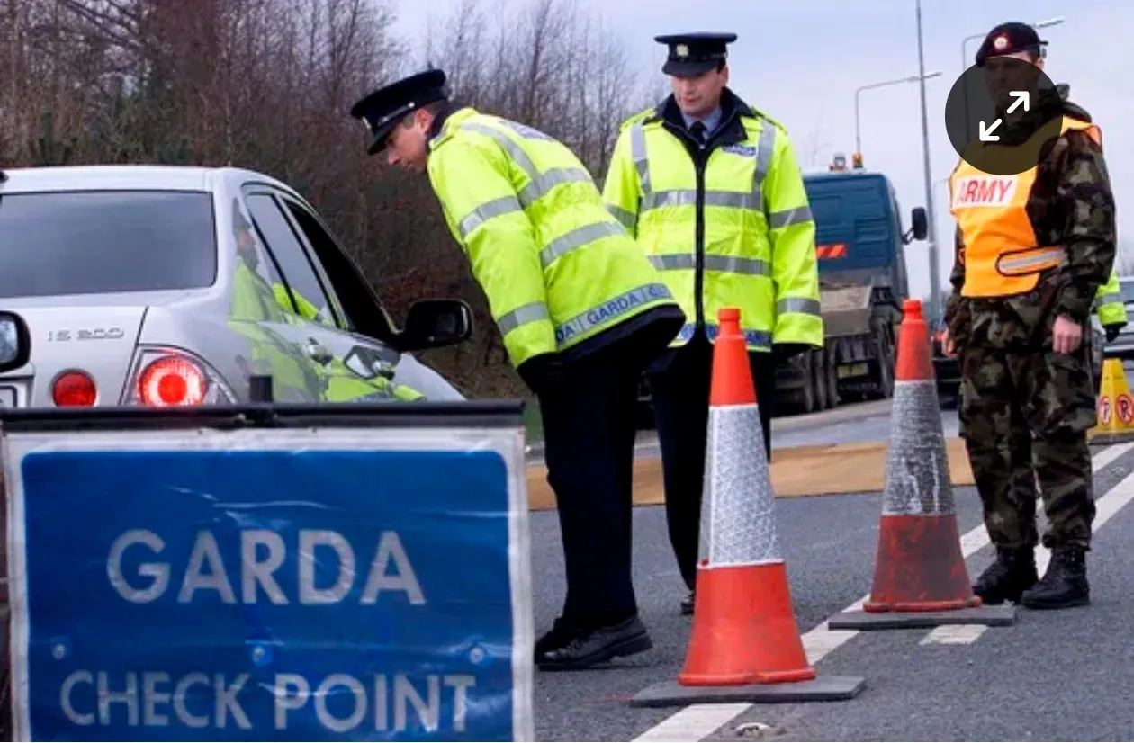 Polícia irlandesa intercepta carro com bomba que seria usado em ataque na Irlanda do Norte