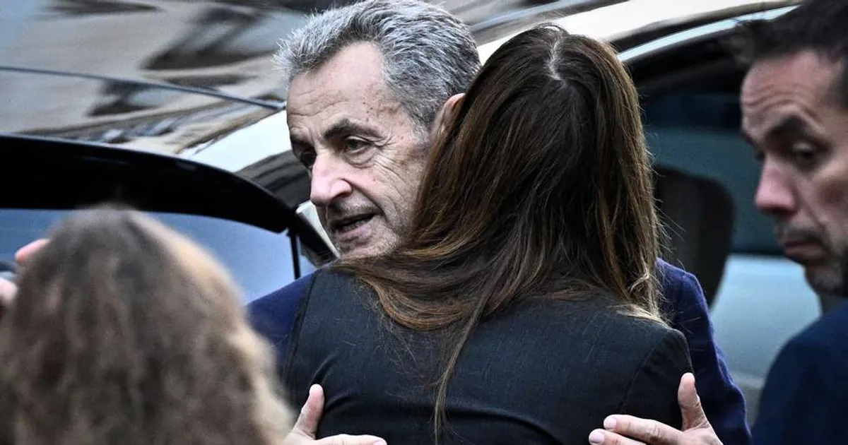França: Tribunal confirma condenação do ex-presidente Sarkozy