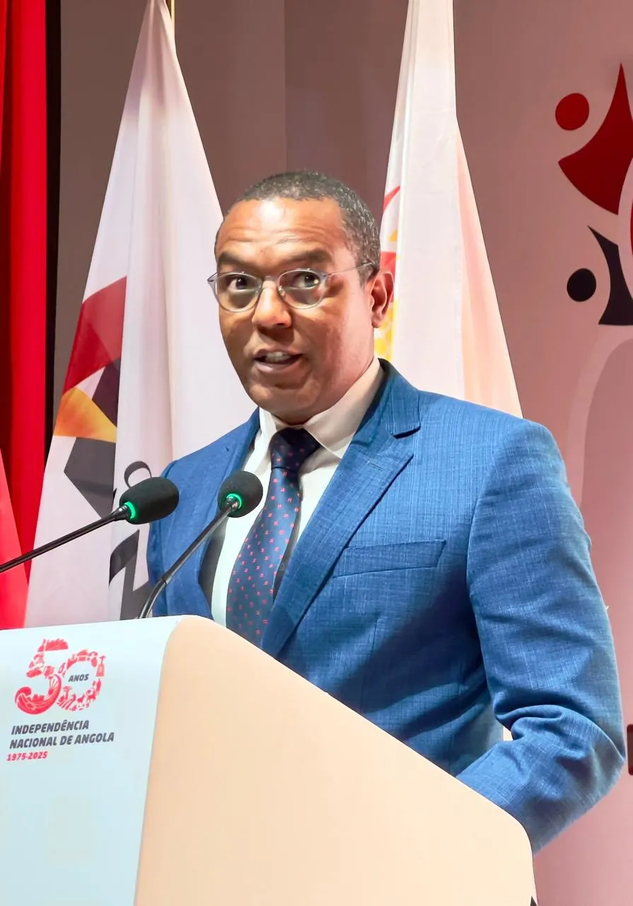 Ministro Massano aponta diversificação económica como base de crescimento para Angola