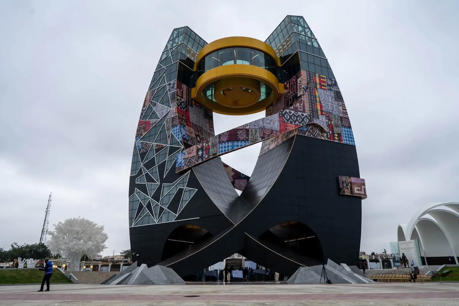Memorial dos Conflitos Políticos atrai famílias, estudantes e profissionais