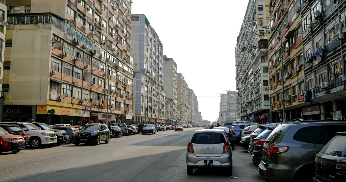 Luanda acorda calma após dia de vandalismo associado à greve dos taxistas