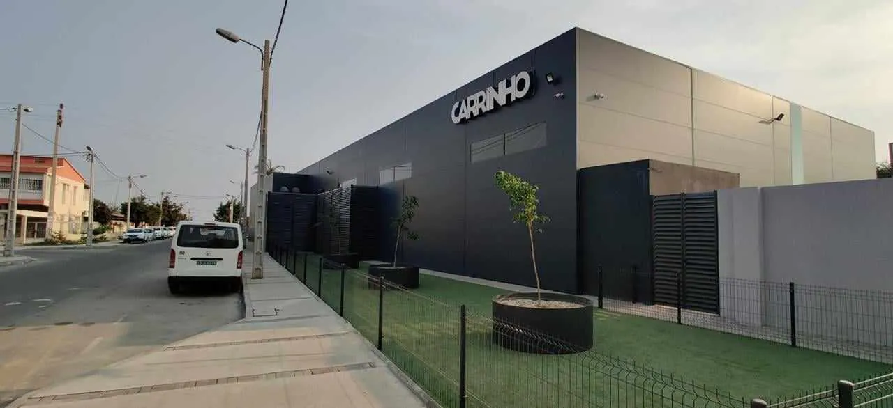 Grupo Carrinho adquire 33,35% do BFA e reforça presença no sector bancário