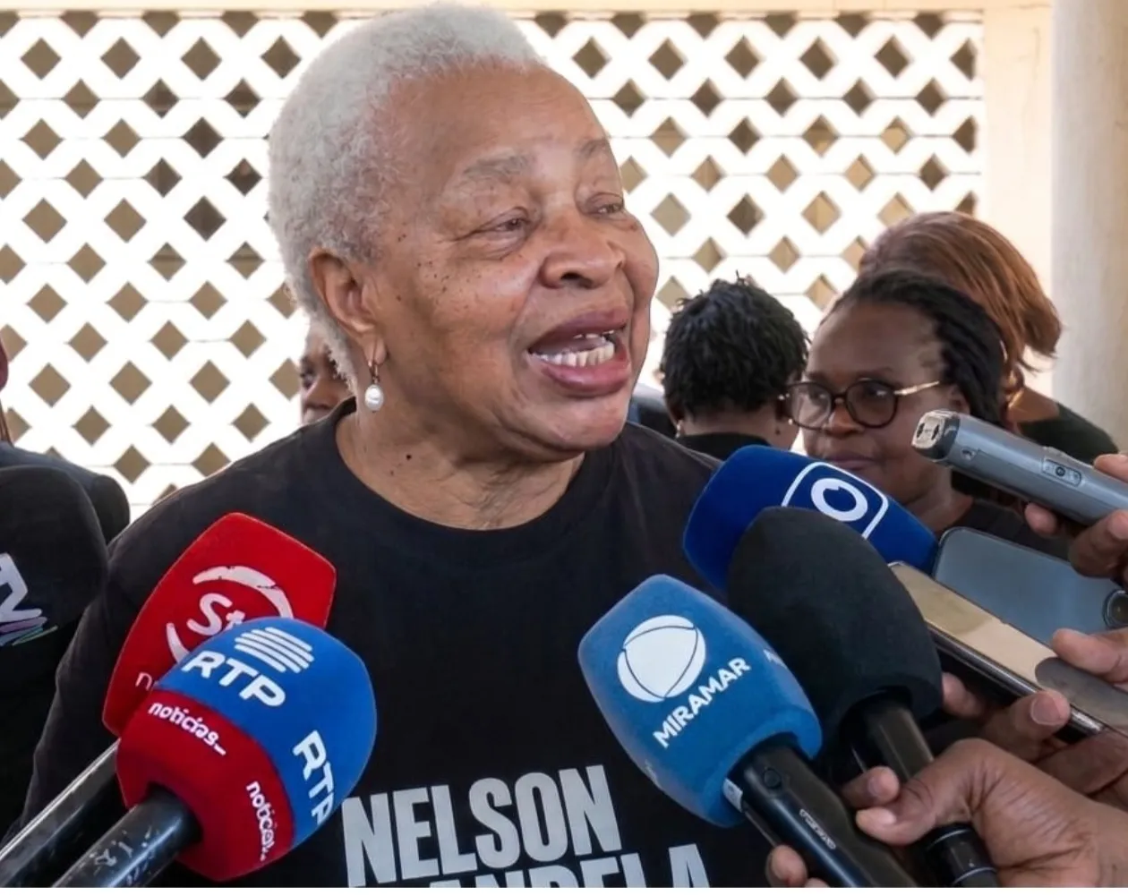 Graça Machel critica SADC por falhar no combate à xenofobia na África do Sul