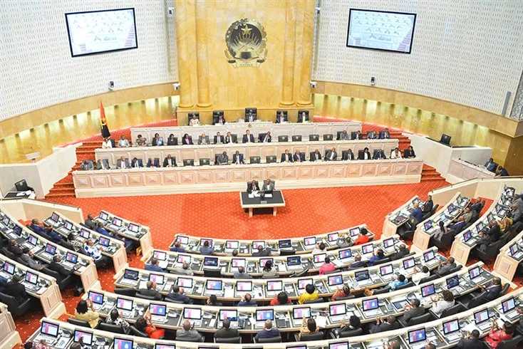 Código de Disciplina Militar aprovado com votos contra da UNITA e PRS