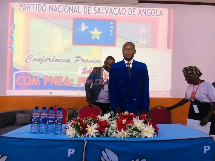 Antigo dirigente da CASA-CE relativiza estatuto da UNITA de maior da oposição e defende união política