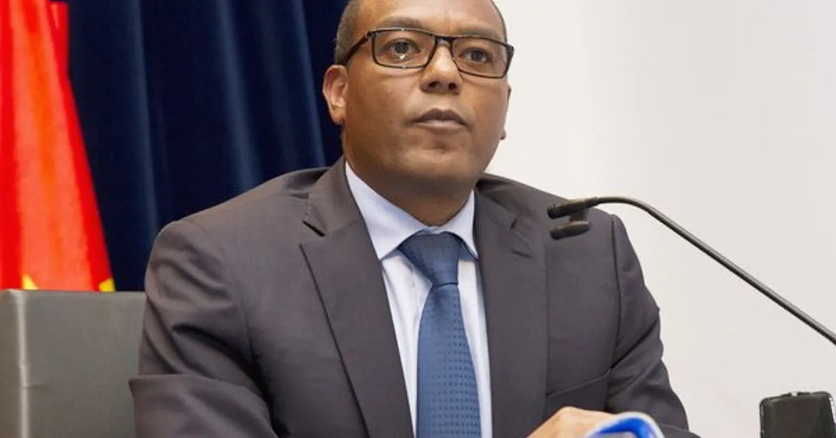 Indústria alimentar é ainda muito dependente de factores externos, diz ministro Massamo
