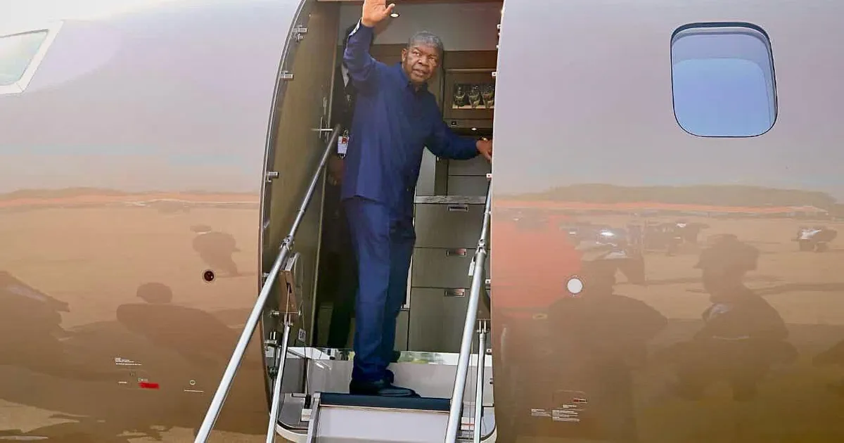 João Lourenço de regresso à Luanda após visita à Refinaria do Lobito