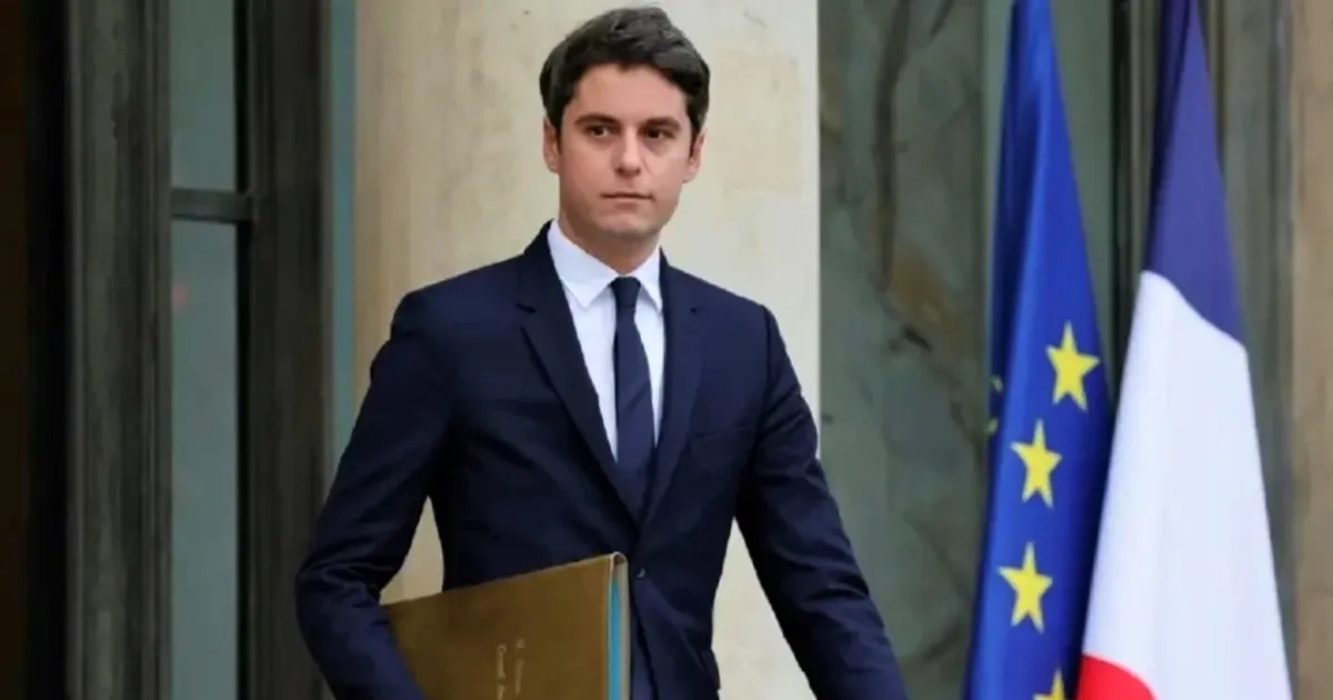 Primeiro-ministro francês demite-se em menos de um mês