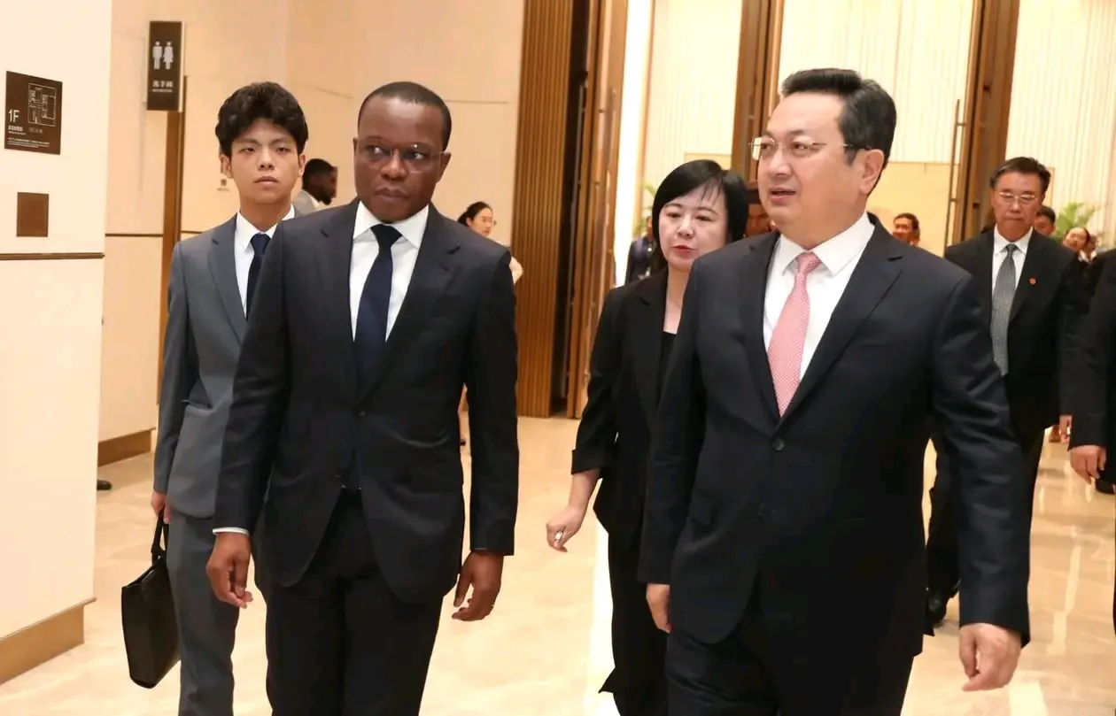 Adão de Almeida vê em Xiong’an soluções para os desafios urbanos de Angola