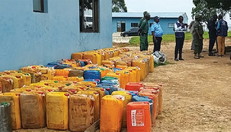 Governo de Cabinda quer travar desvio de combustíveis para países vizinhos
