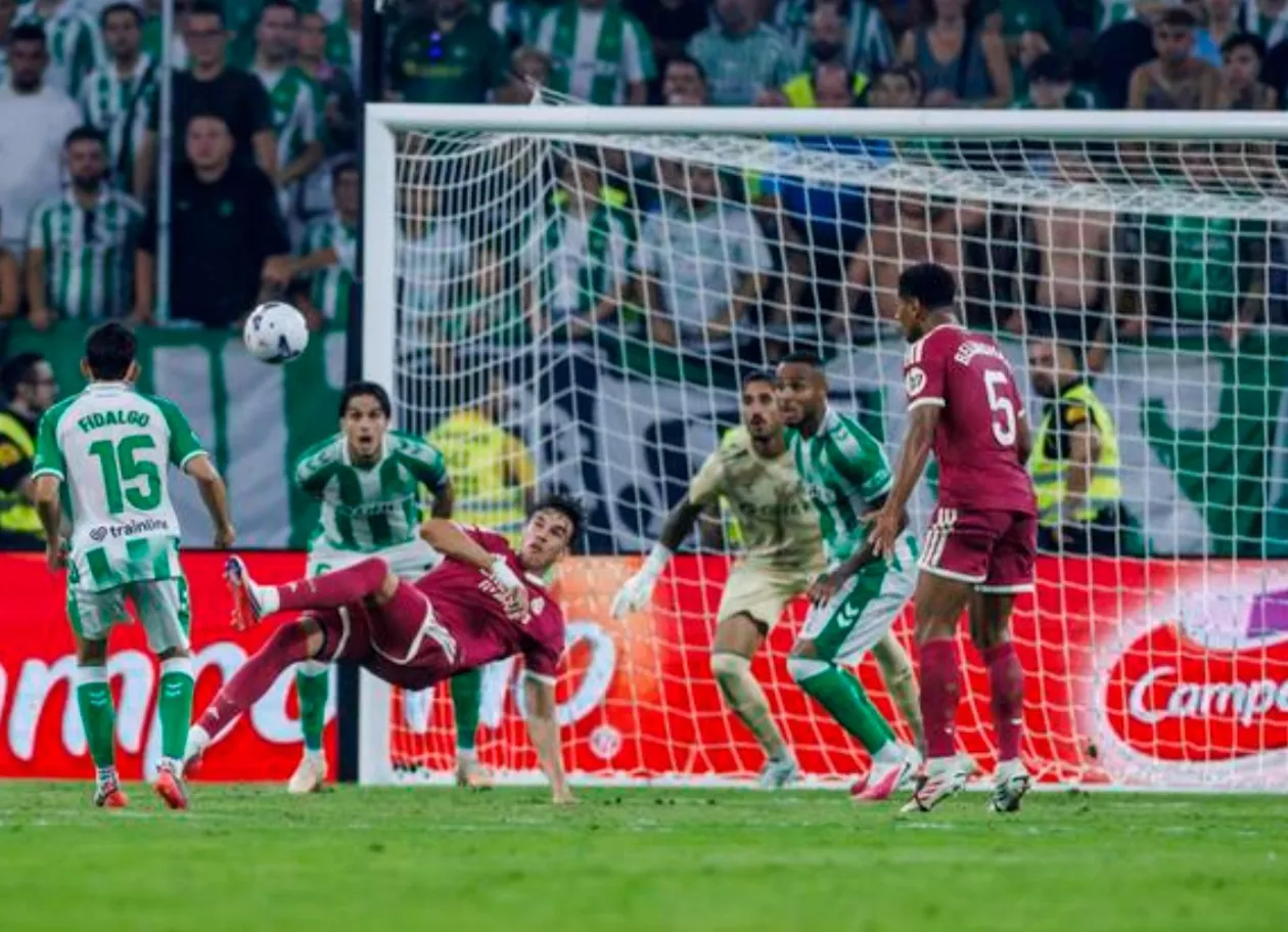 Real Madrid perde em Sevilha e vê sequência de vitórias interrompida