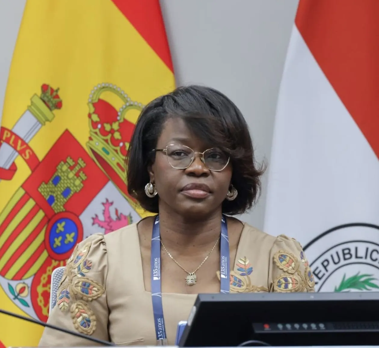 Laurinda Prazeres defende separação de poderes e independência judicial como pilar da democracia em África