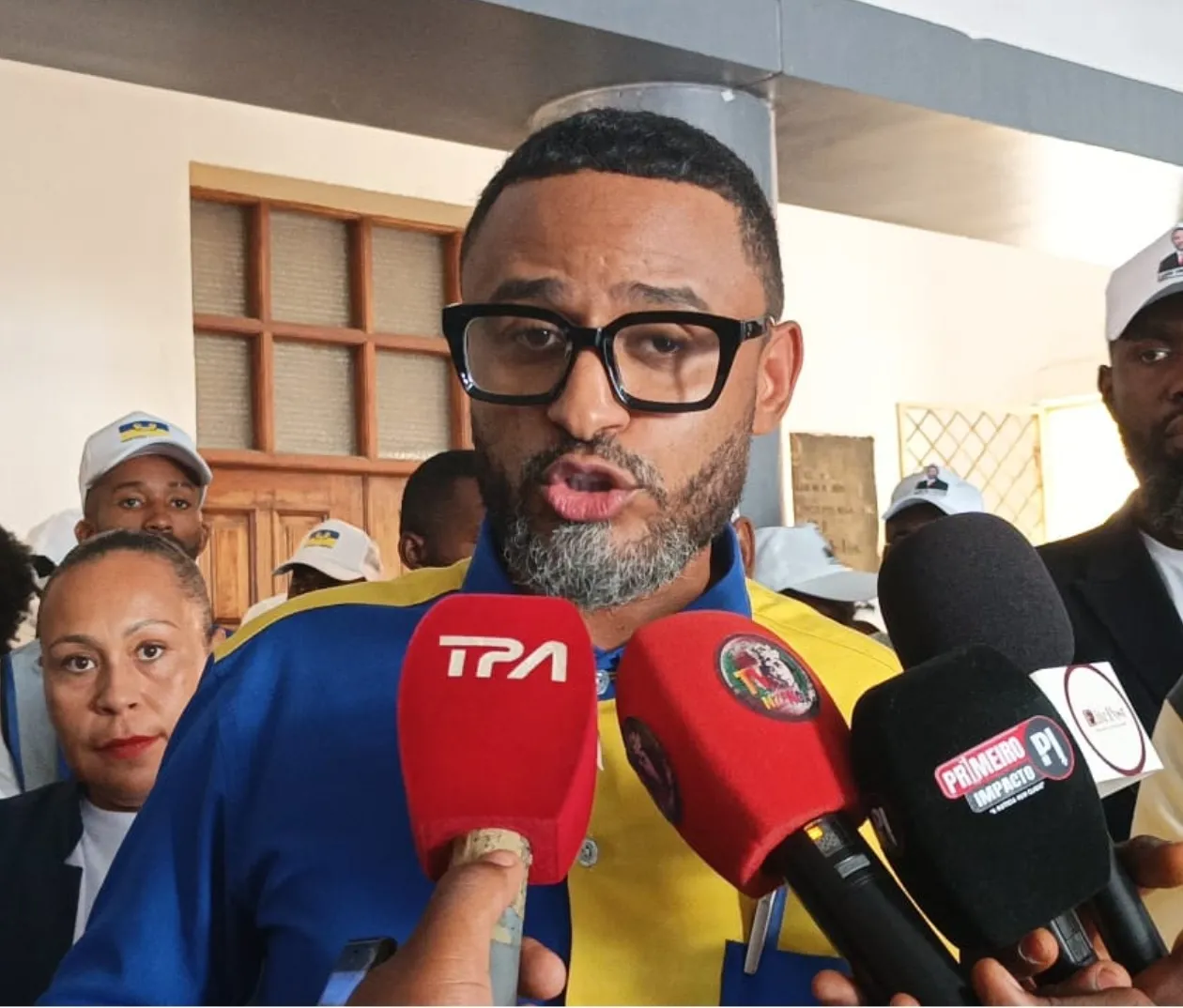Falência de empresas motiva vigília do Partido Liberal em Luanda