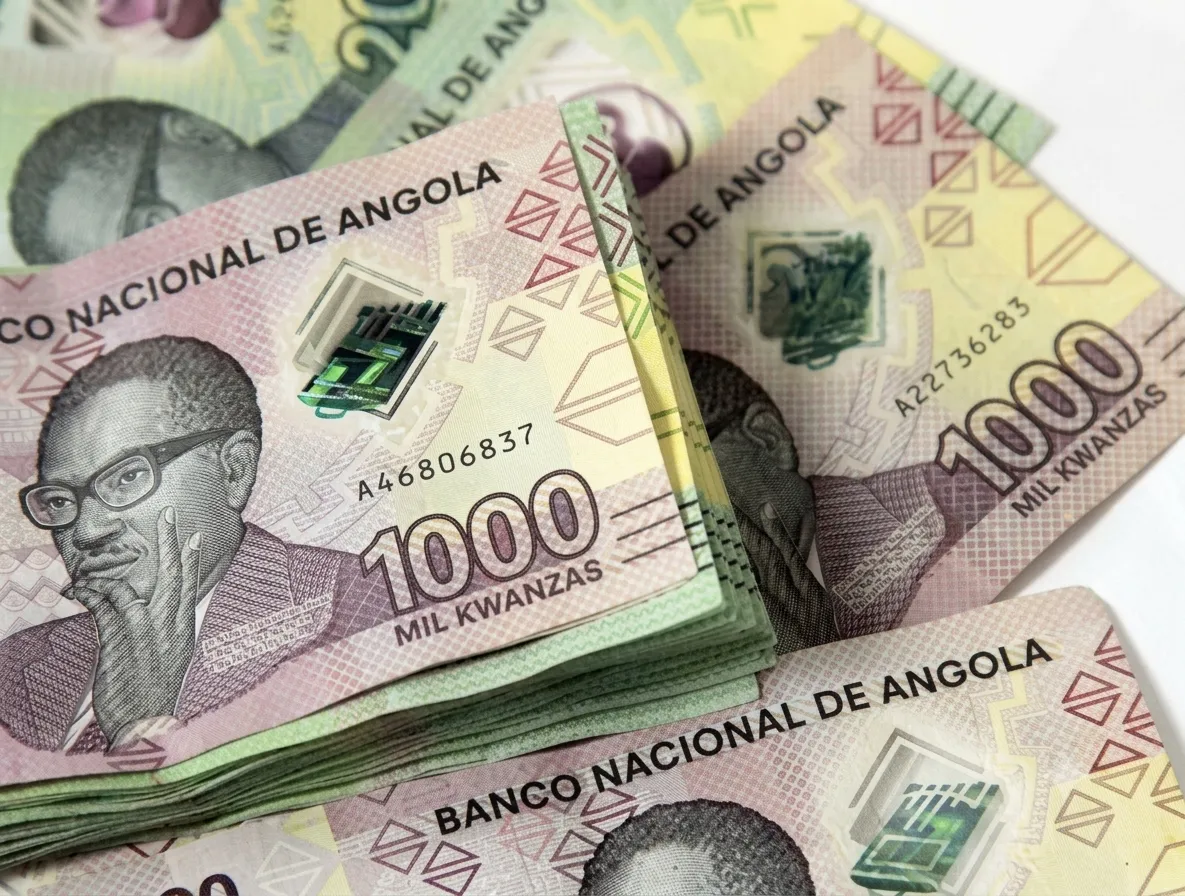“Aumento salarial só será sustentável com economia forte”, defendem especialistas