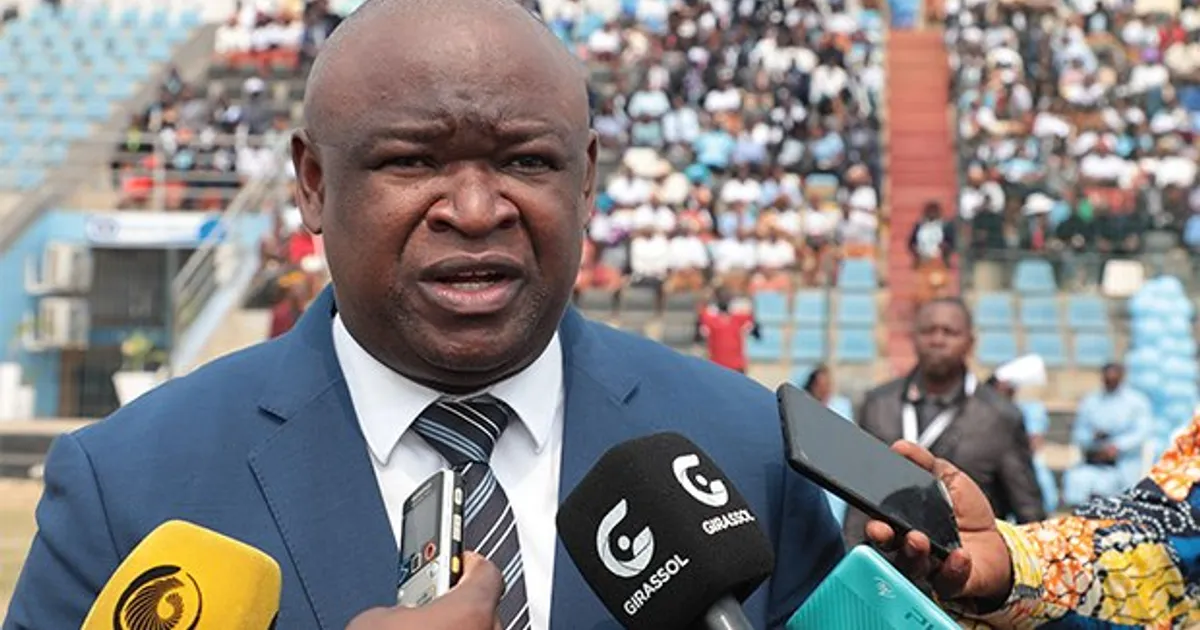 Angola regista redução significativa do tráfico de drogas, assegura ministro do Interior