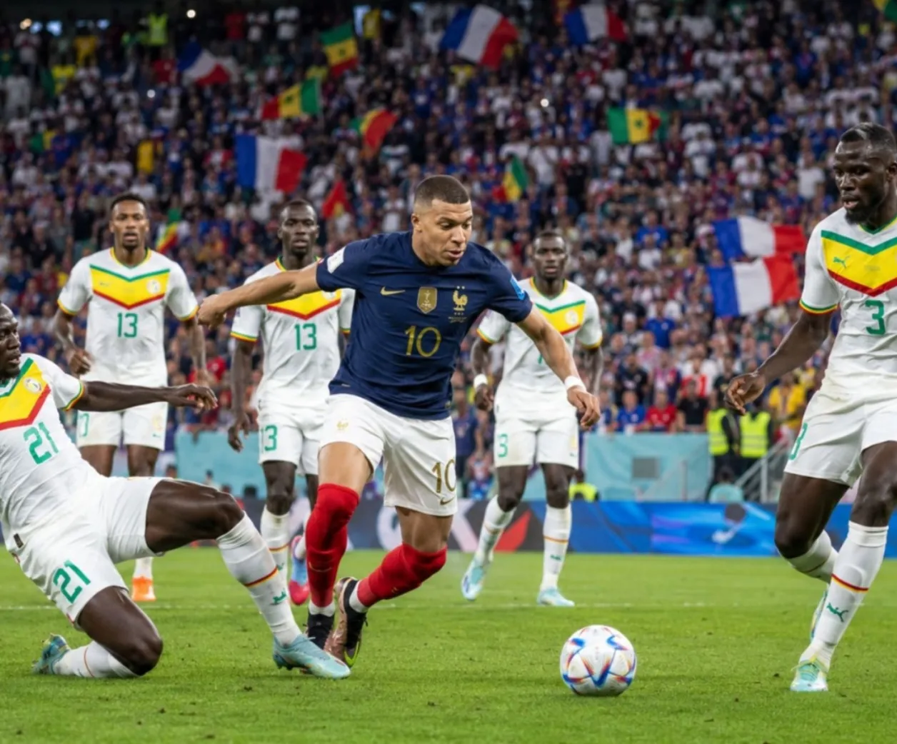 Show de Mbappé derruba Senegal na estreia do Grupo I