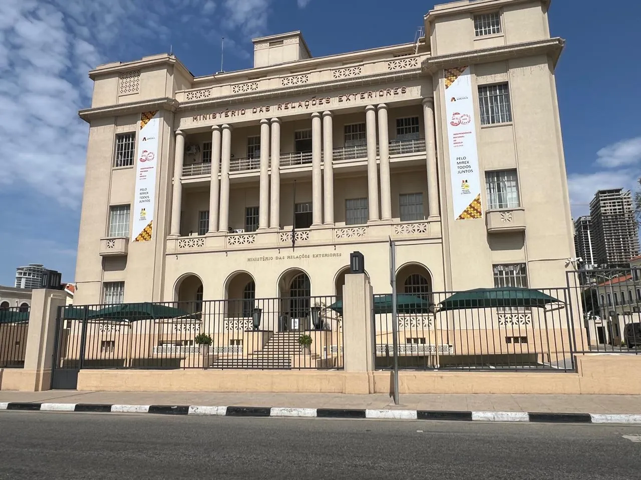 MIREX inicia evacuação de angolanos residentes no Médio Oriente
