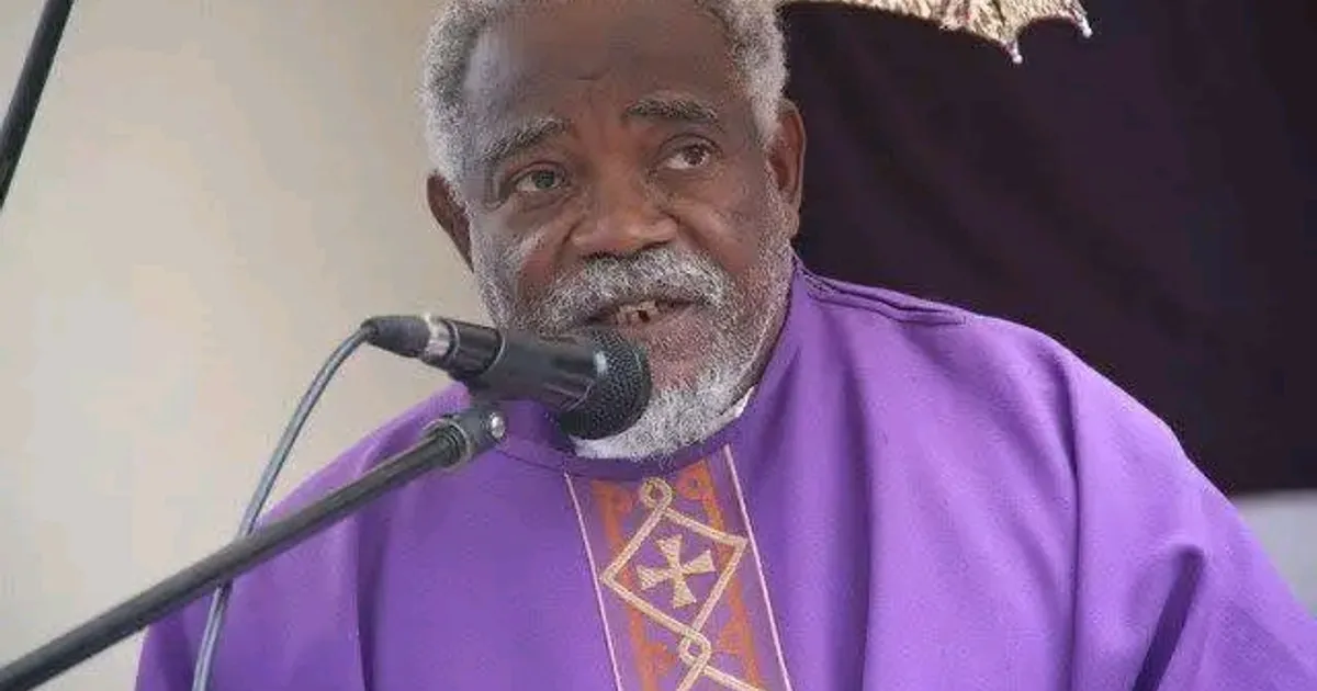 Luto na Igreja católica: morreu Dom Serafim Shyngo-ya-Hombo, bispo emérito de Mbanza Congo