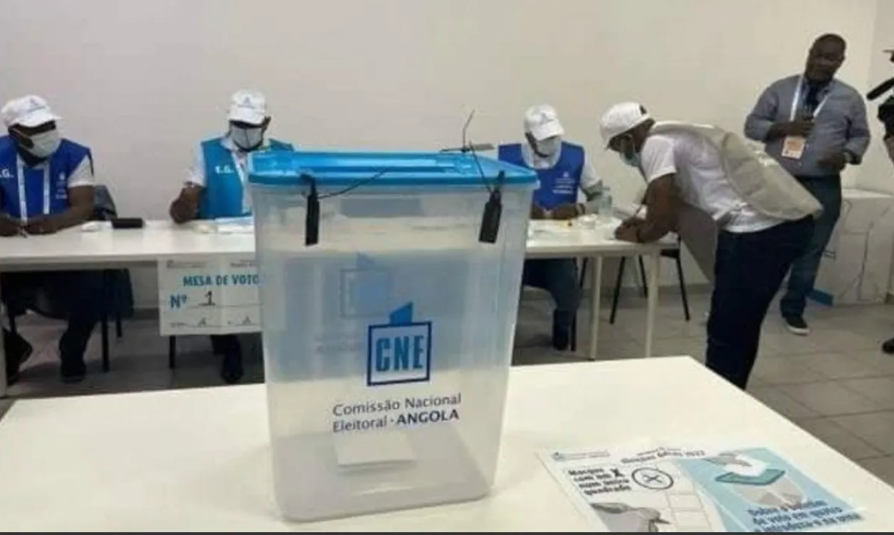 Debate democrático envolve diferentes visões sobre papel da oposição