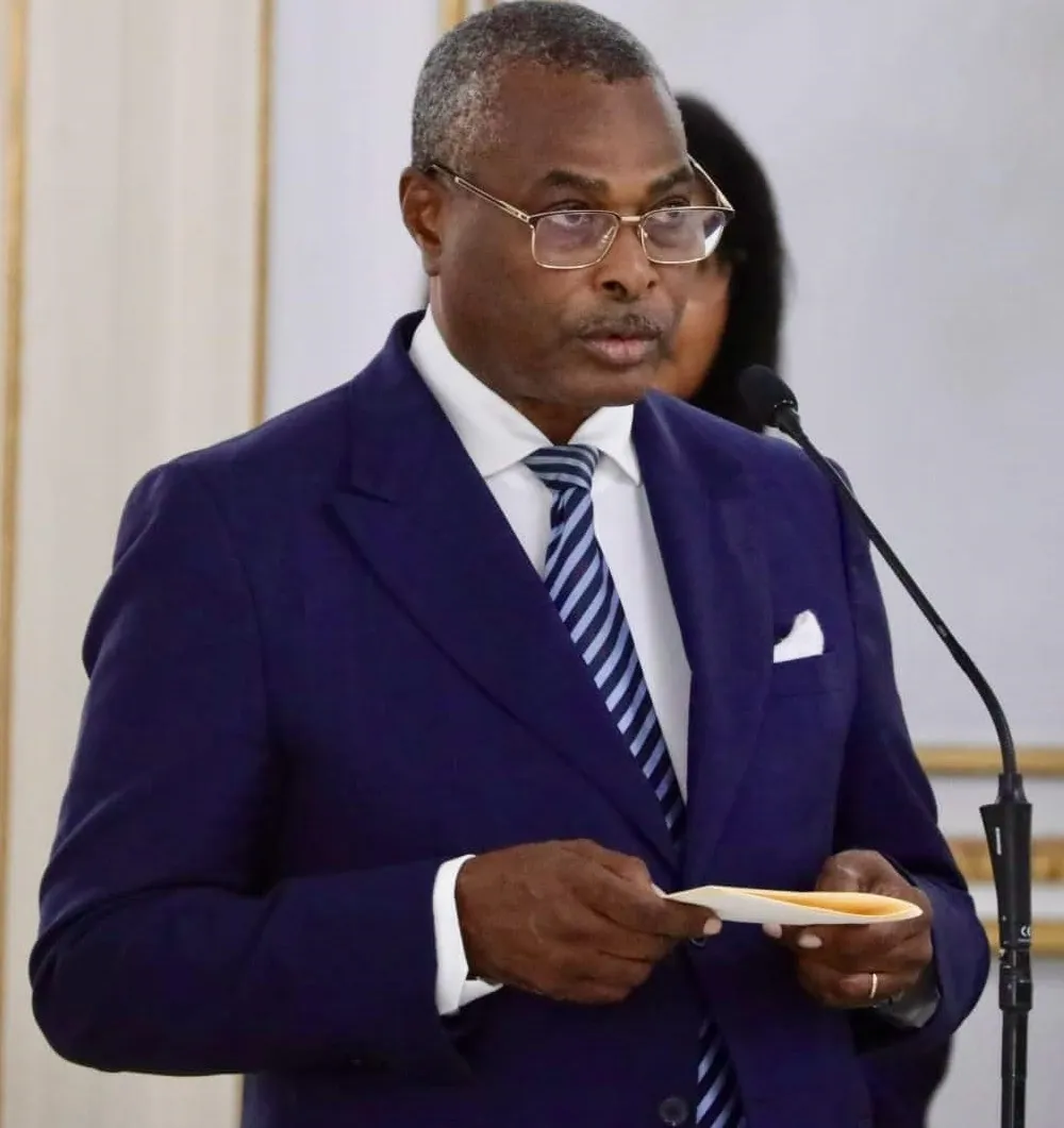 Antigo dirigente da UNITA aponta Abel Chivukuvuku como candidato legítimo da oposição