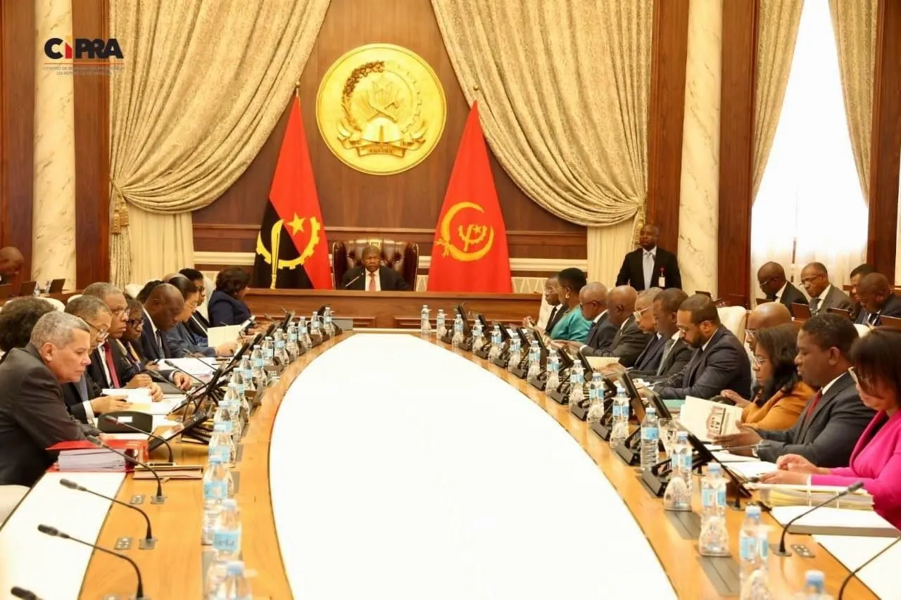 Angola ajusta leis para sair da lista cinzenta do GAFI