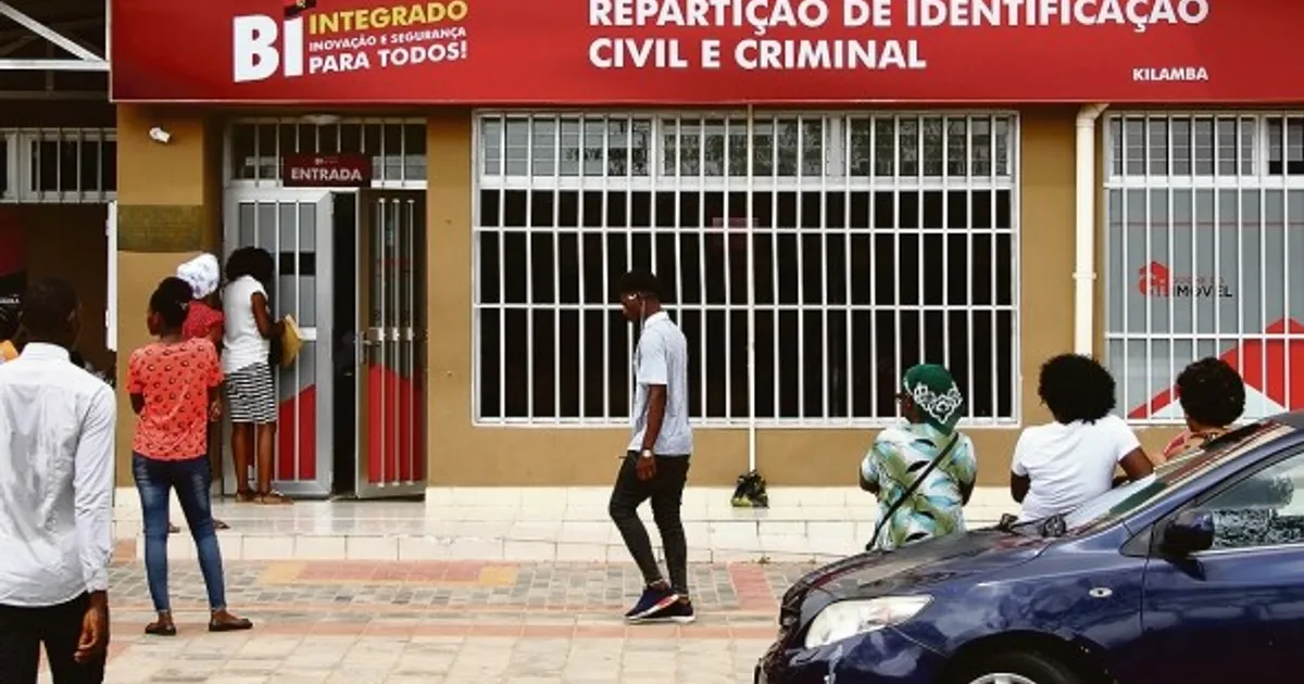 Jornada do cidadão nos serviços públicos em Angola domina debate de especialistas em Luanda